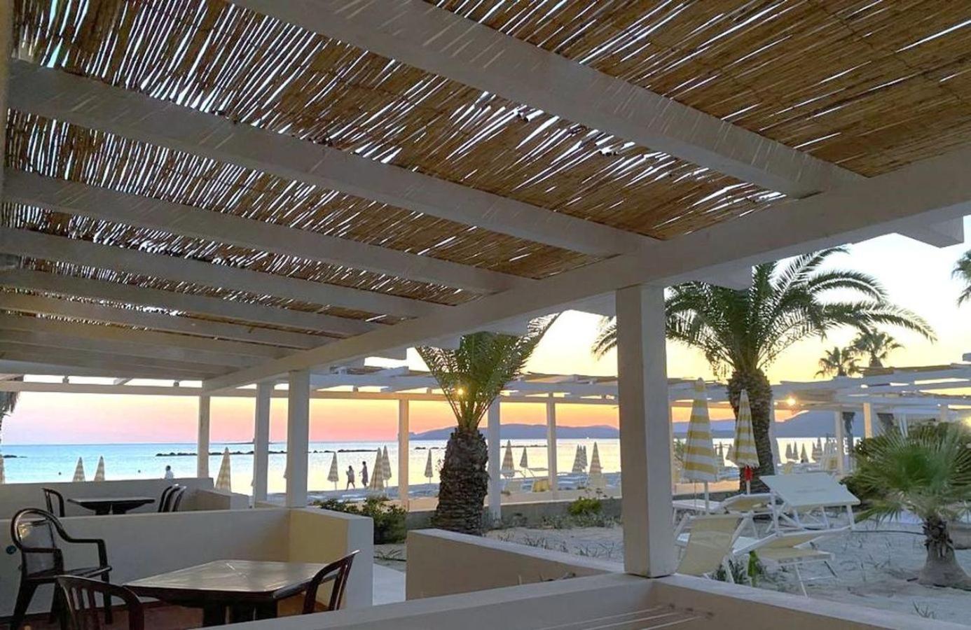 Lido Di Alghero Rooms On The Beach Dış mekan fotoğraf
